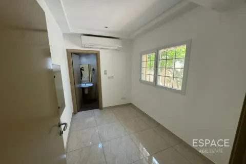 Villa zur Miete in Meadows, Dubai, VAE 4 Schlafzimmer, 287 m2 Nr. 738184 - Foto 7