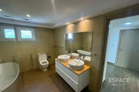 Villa zur Miete in Meadows, Dubai, VAE 4 Schlafzimmer, 287 m2 Nr. 738184 - Foto 10