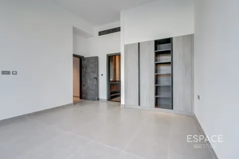 Vila u Al Furjan, Dubai, UAE 5 spavaćih soba, 569 m2 Br. 738179 - fotografija 8