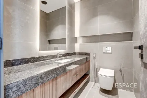 Vila u Al Furjan, Dubai, UAE 5 spavaćih soba, 569 m2 Br. 738179 - fotografija 6