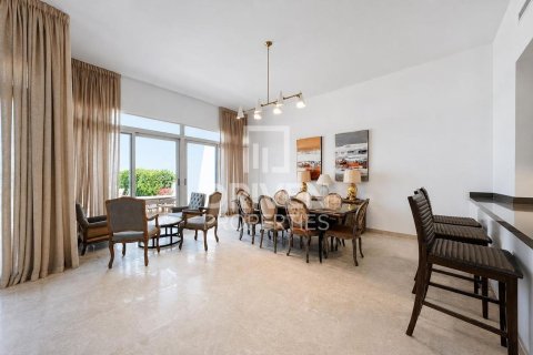 טאונהאוס להשכרה ב Palm Jumeirah, Dubai, איחוד האמירויות  5 חדרי שינה, 479.94 מ"ר, מספר 745369 - תמונה 2