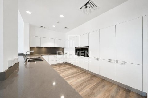 טאונהאוס להשכרה ב Palm Jumeirah, Dubai, איחוד האמירויות  5 חדרי שינה, 479.94 מ"ר, מספר 745369 - תמונה 15