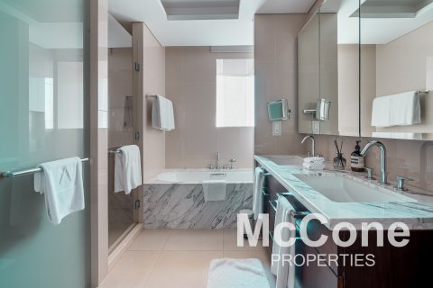 Apartment sa Downtown Dubai (Downtown Burj Dubai), Dubai, UAE 2 silid-tulugan, 123.47 sq.m. № 587282 - larawan 15