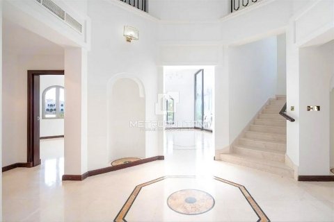 Villa te koop in Palm Jumeirah, Dubai, VAE 4 slaapkamers, 465 vr.m., nr 592208 - foto 6