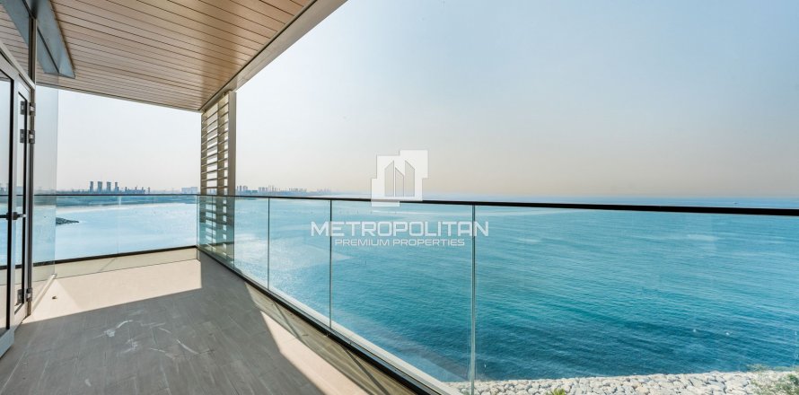 Apartment in Bluewaters, Dubai, UAE 4 bedrooms, 228 sq.m. № 592209