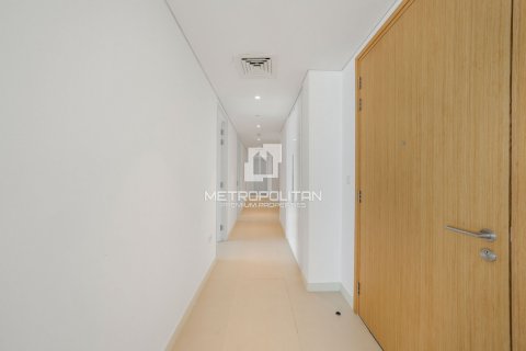 Apartment in Bluewaters, Dubai, UAE 4 bedrooms, 228 sq.m. № 592209 - photo 19