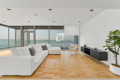 Apartment in Bluewaters, Dubai, UAE 4 bedrooms, 228 sq.m. № 592209 - photo 6