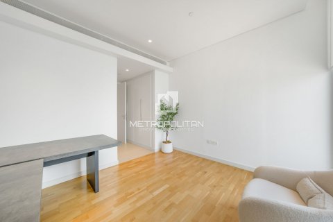 Apartment in Bluewaters, Dubai, UAE 4 bedrooms, 228 sq.m. № 592209 - photo 22
