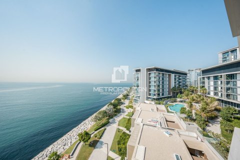 Apartment in Bluewaters, Dubai, UAE 4 bedrooms, 228 sq.m. № 592209 - photo 17