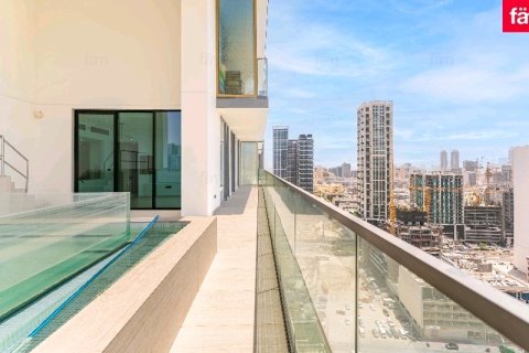 Apartment til salg i Dubai, UAE 2 soveværelser, 154.2 kvm № 719832 - foto 7