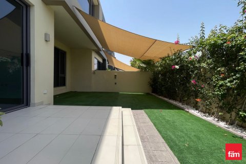 Kaupunkipientalo Dubai Hills Estate, Arabiemiraatit 5 makuuhuonetta, 250.8 m2 № 719853 - kuva 4