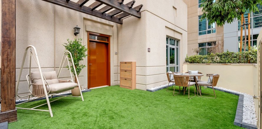 Apartman u gradu Downtown Dubai (Downtown Burj Dubai), UAE 1 spavaća soba, 90 m2 Br. 713386