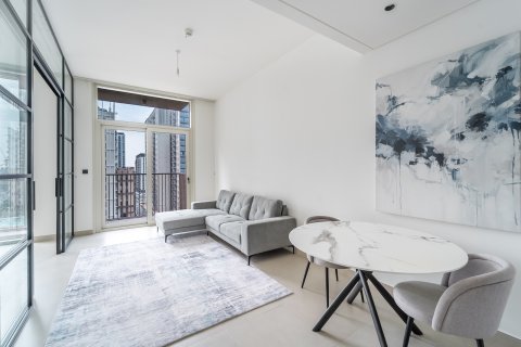 Apartment in Dubai, UAE 2 bedrooms, 67 sq.m. № 713389 - photo 2