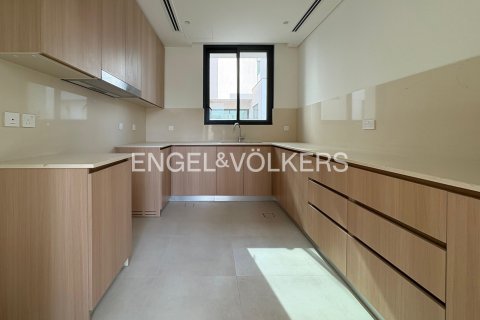 Villa in vendita a Dubai, EAU 4 camere da letto, 377 mq. № 696373 - foto 3