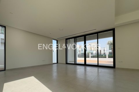 Villa in vendita a Dubai, EAU 4 camere da letto, 377 mq. № 696373 - foto 5