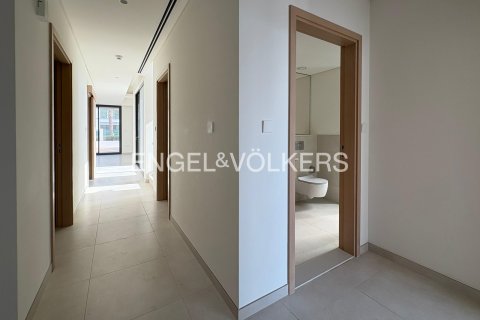 Villa in vendita a Dubai, EAU 4 camere da letto, 377 mq. № 696373 - foto 7