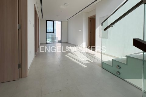 Villa in vendita a Dubai, EAU 4 camere da letto, 377 mq. № 696373 - foto 16