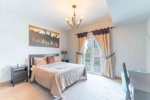 Villa sa Dubai, UAE 3 silid-tulugan, 461 sq.m. № 696375 - larawan 12