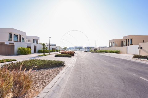 Vila v Abu Dhabi, SAE 4 ložnice, 876 m² Č.: 615088 - fotografie 2