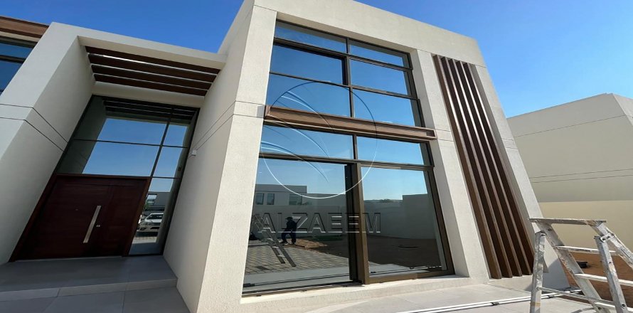 Vila v Abu Dhabi, SAE 4 ložnice, 876 m² Č.: 615088