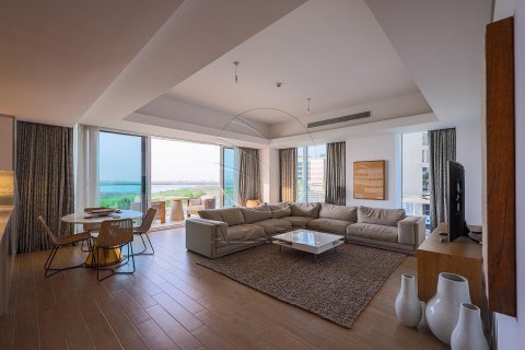 Apartment on the Yas Island, Abu Dhabi, UAE 3 bedrooms, 199 sq.m. № 615091 - photo 4