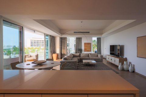 Apartment on the Yas Island, Abu Dhabi, UAE 3 bedrooms, 199 sq.m. № 615091 - photo 9