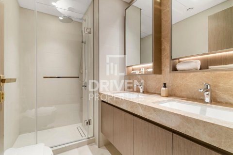 Huoneisto Dubai Harbour, Dubai, Arabiemiraatit 2 makuuhuonetta, 134.62 m2 № 768601 - kuva 17
