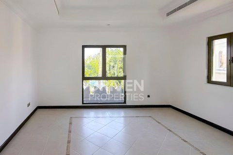 Vila di Palm Jumeirah, Dubai, UAE 4 bilik tidur, 468.79 meter persegi № 768569 - foto 18