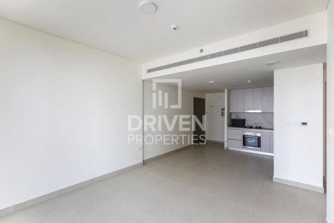 Apartamento en alquiler en Dubai Harbour, Dubai, EAU 1 dormitorio, 67.73 m2 № 768602 - foto 2