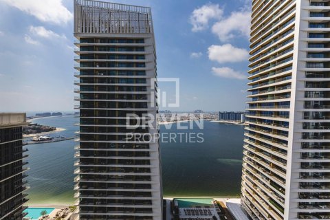 Apartamento en alquiler en Dubai Harbour, Dubai, EAU 1 dormitorio, 67.73 m2 № 768602 - foto 1