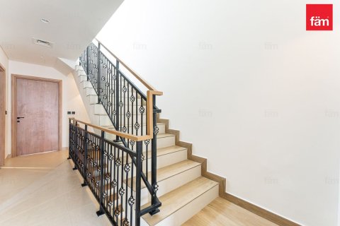Villa in Dubai, UAE 4 bedrooms, 144 sq.m. № 763092 - photo 9