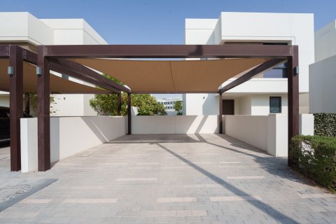 ویلا برای اجاره در Yas Island، Abu Dhabi، امارات متحده عربی 3 خوابه ، 348 متر مربع ، شماره 764431 - تصویر 17