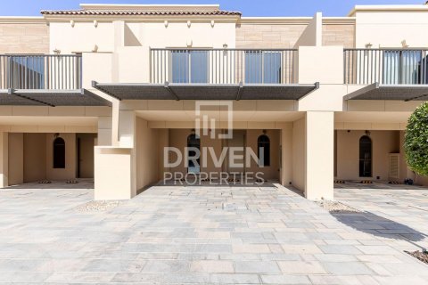 Rumah bandar di Jumeirah Golf Estates, Dubai, UAE 3 bilik tidur, 138 meter persegi № 603076 - foto 16
