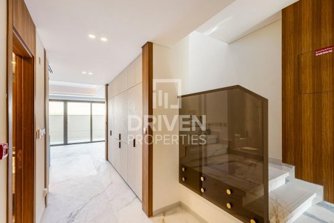 Rumah bandar di Jumeirah Golf Estates, Dubai, UAE 3 bilik tidur, 138 meter persegi № 603076 - foto 5