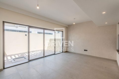 تاون هاوس للإيجار في Damac Lagoons، دبي، الإمارات العربية المتحدة 4 غرفة نوم ، 144 متر مربع ، رقم 765546 - صورة 3