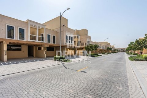 تاون هاوس للإيجار في Damac Lagoons، دبي، الإمارات العربية المتحدة 4 غرفة نوم ، 144 متر مربع ، رقم 765546 - صورة 25