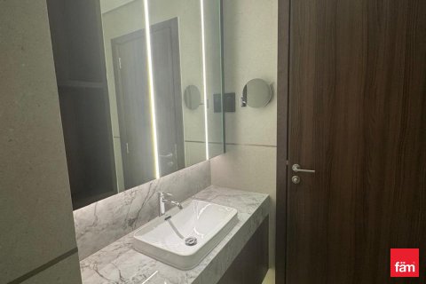 Lägenhet till försäljning i Dubai, UAE 1 sovrum, 81.9 kvm Nr. 696770 - fotografi 16