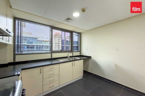 Apartamento para arrendamento em Dubai, EAU 3 quartos, 184.4 m2 № 696775 - foto 6