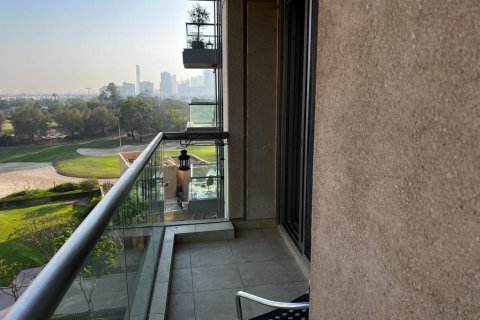 Huoneisto THE FAIRWAYS The Views, Dubai, Arabiemiraatit 1 makuuhuone, 72 m2 № 649389 - kuva 1
