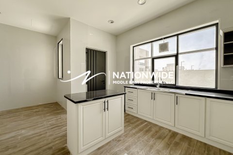 فيلا للبيع في أبو ظبي، الإمارات العربية المتحدة 4 غرفة نوم ، 382 متر مربع ، رقم 678690 - صورة 12