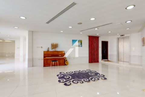 Vilă de închiriat în Emirates Hills, Dubai, EAU 1724 mp. №678688 - poză 7