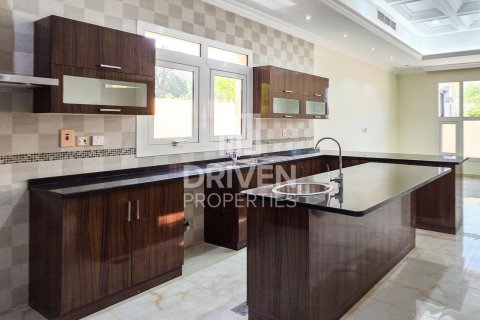 Βίλα σε The Villa, Dubai, ΗΑΕ 4 υπνοδωμάτια, 570.24 τ.μ. Αρ. 765548 - φωτογραφία 13