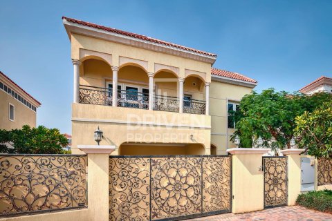 Βίλα σε The Villa, Dubai, ΗΑΕ 4 υπνοδωμάτια, 570.24 τ.μ. Αρ. 765548 - φωτογραφία 3