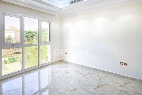 Βίλα σε The Villa, Dubai, ΗΑΕ 4 υπνοδωμάτια, 570.24 τ.μ. Αρ. 765548 - φωτογραφία 9