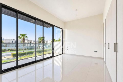 Willa do wynajęcia w Dubai, ZEA 6 sypialnie, 426.7 mkw., nr 765549 - zdjęcie 10