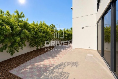 Willa do wynajęcia w Dubai, ZEA 6 sypialnie, 426.7 mkw., nr 765549 - zdjęcie 24