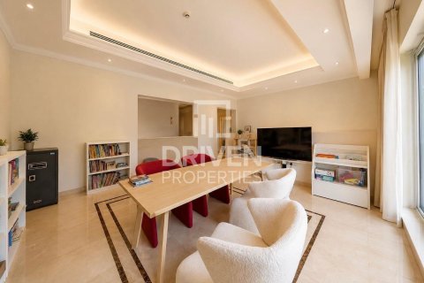 Villa til leje i Mohammed Bin Rashid City, Dubai, UAE 4 soveværelser, 873.29 kvm № 765552 - foto 3