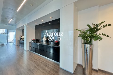 Office in Downtown Dubai (Downtown Burj Dubai), UAE 230 sq.m. № 692824 - photo 16