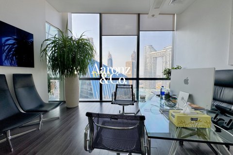 Office in Downtown Dubai (Downtown Burj Dubai), UAE 230 sq.m. № 692824 - photo 15