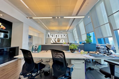 Office in Downtown Dubai (Downtown Burj Dubai), UAE 230 sq.m. № 692824 - photo 8